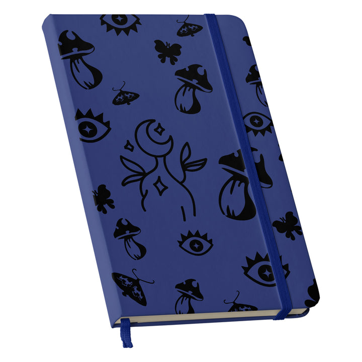 Taccuino Goth dell'album Witchy Wonder di WonderValy: copertina soft touch in 8 colori, con chiusura e segnalibro coordinati
