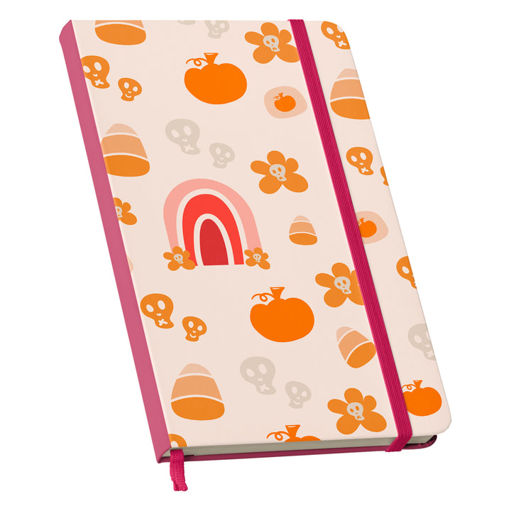 Taccuino Halloween dell'album Witchy Wonder di WonderValy: copertina soft touch in 8 colori, con chiusura e segnalibro coordinati