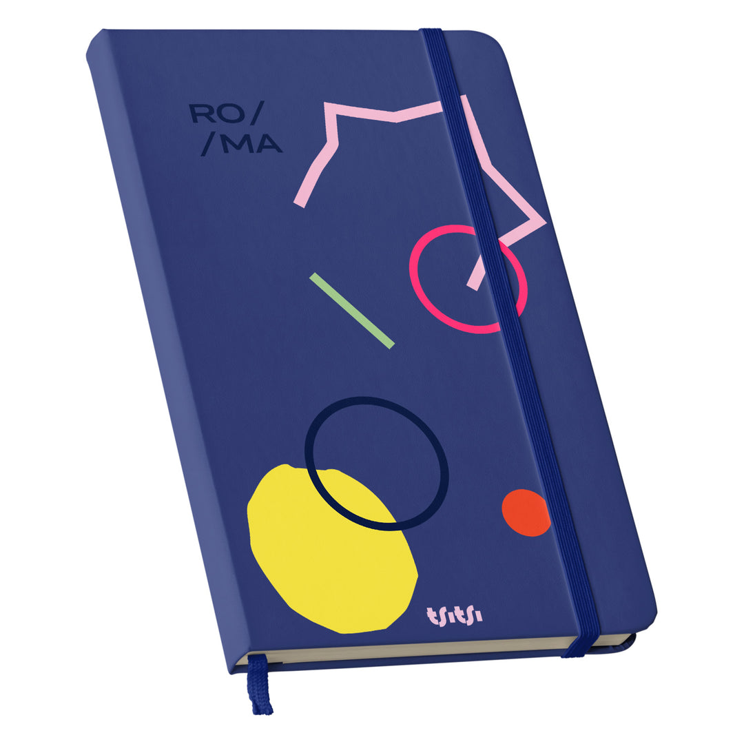 Taccuino ROMA dell'album Mapperó di TSITSI CONCEPT: copertina soft touch in 8 colori, con chiusura e segnalibro coordinati