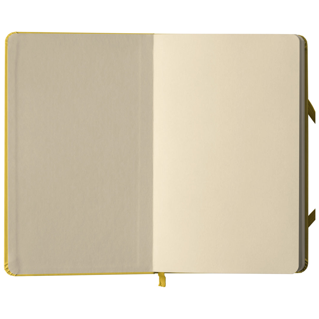 Taccuino Betty Western in Winter dell'album Winter Fantasies From the World - Taccuini di SF Creator: copertina soft touch in 8 colori, con chiusura e segnalibro coordinati