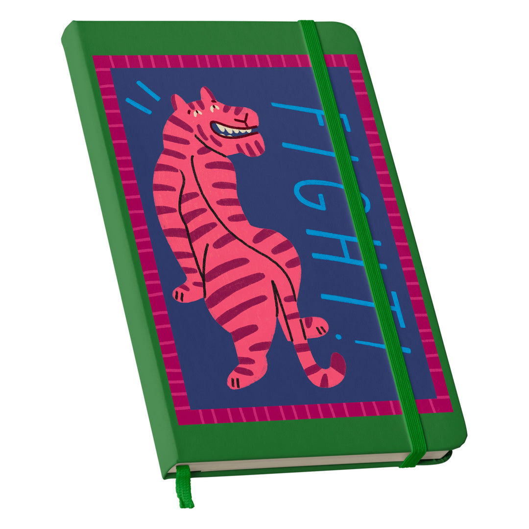 Taccuino Fight dell'album Lo scrivo qui così mi ricordo di Tigre contro Tigre: copertina soft touch in 8 colori, con chiusura e segnalibro coordinati