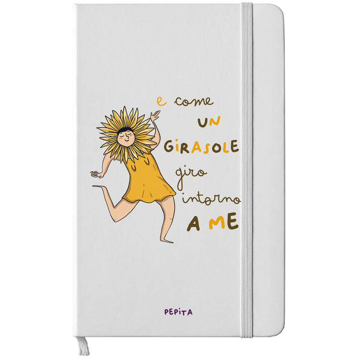 Taccuino Girasole dell'album Taccuini a caso per gente speciale di PEPITALAND: copertina soft touch in 8 colori, con chiusura e segnalibro coordinati